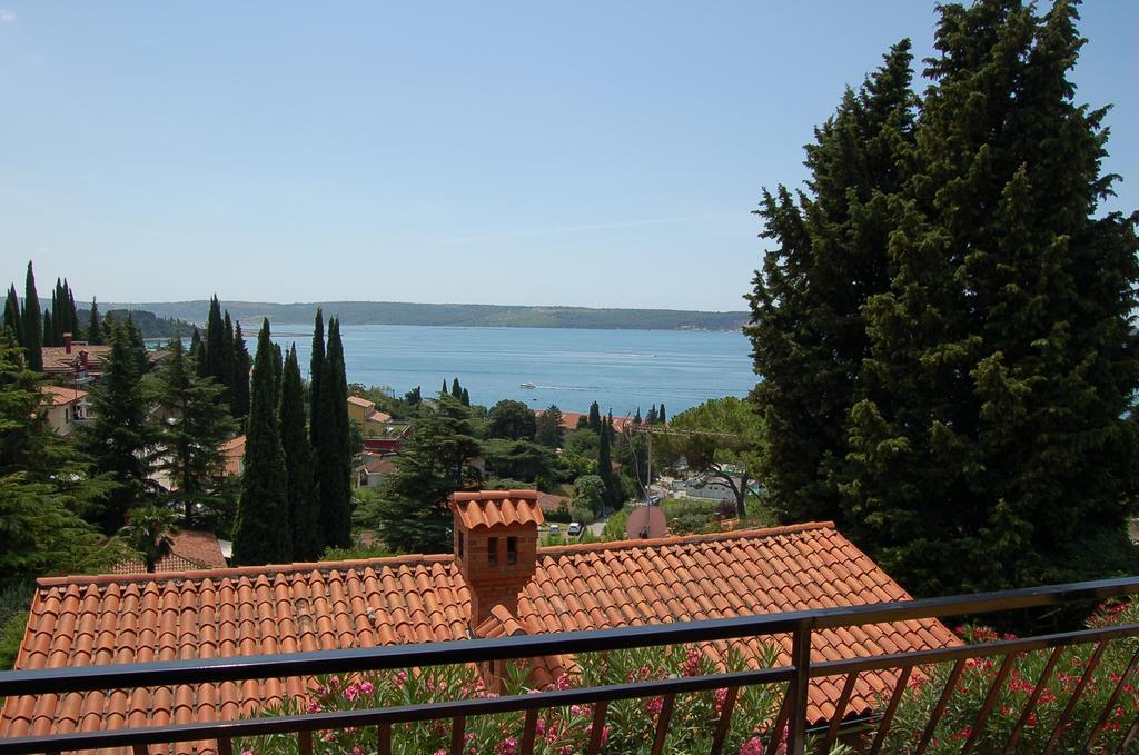 Apartments Mediteran Portoroz Habitación foto